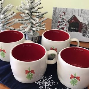 🚩Rae Dunn “KISS” Mugs 🚩